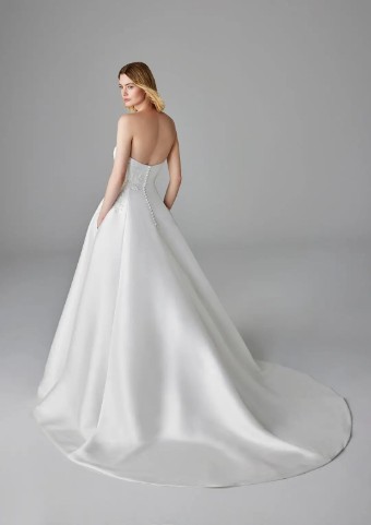 Pronovias Style #GALEN #2 thumbnail